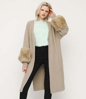 SLY F／FUR SLEEVE KNIT GOWN