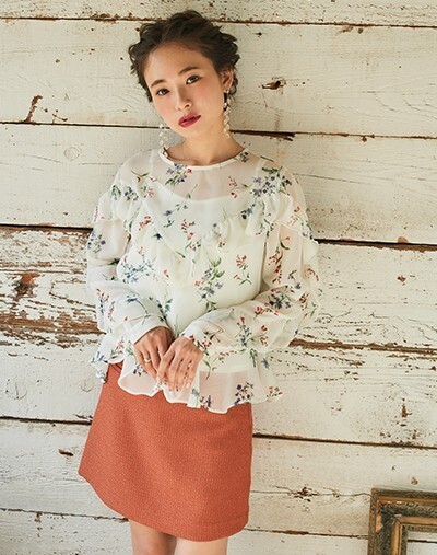 Cherie Mona フラワーシフォンフリルブラウス