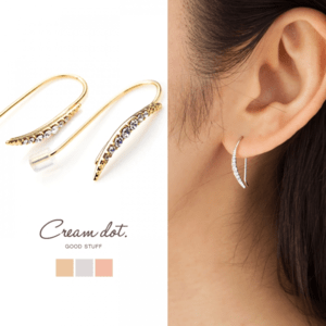 cream dot 三日月風ラウンドバーピアス