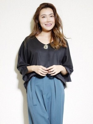 LADYMADE BACKシャーリングスリーブBL