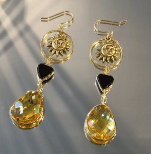 Brooklyn Charm イエロー×ブラックジェイドサークルフープ太陽と月フックピアス(4780J0115)