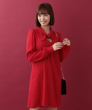 TARA JARMON フロントリボンクレープドレス