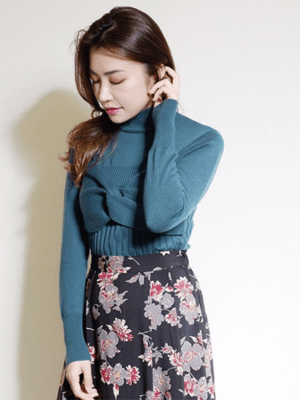 LADYMADE フロントツイストリブニット