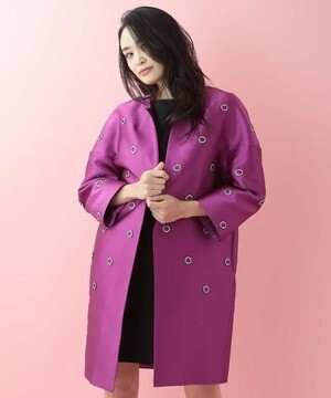 TARA JARMON ビジューディテールノーカラーコート