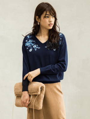 FABIA FABIA/【558555】/刺しゅうモチーフニットプルオーバー