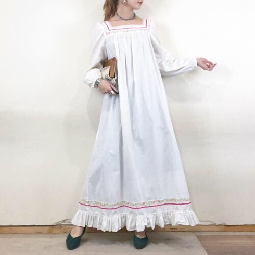 lemon 70s white long dress