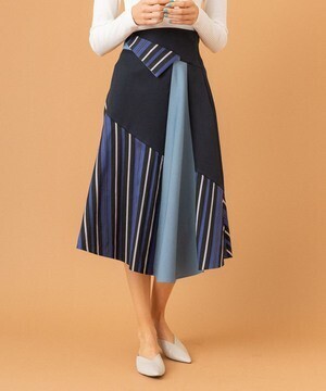 UNITED TOKYO イレヘムフレアスカート
