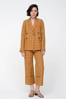 コレカウ | 橋本環奈さんがInstagramで着用されていたパーカー