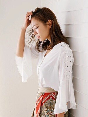 LADYMADE レースUPフリルスリーブシャツ