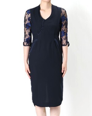 Mame Kurogouchi LACE SLEEVES I-LINE DRESS