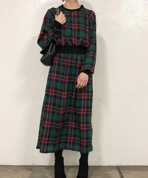 SAAAGE boutique チェックリブワンピース
