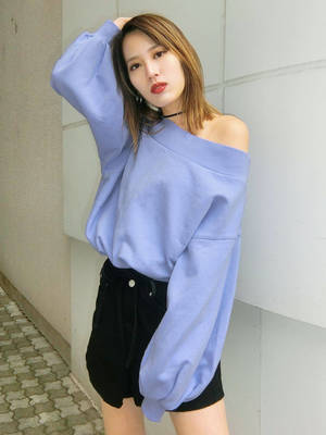 EMODA ルーズオフショルダートップ