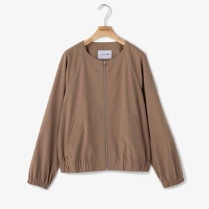 LACOSTE ライトウェイトノーカラーブルゾン