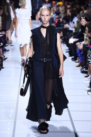 sacai ワンピース