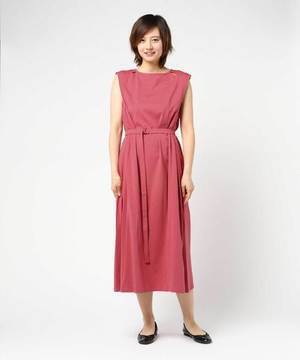 NINE バックホールカットドレス