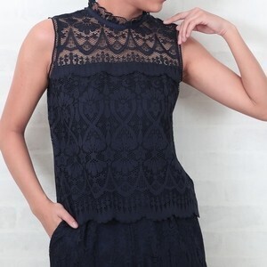 CHONO HY?RES lace no-sleeve blouse