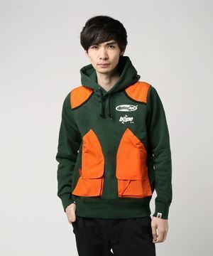A BATHING APE BAPE MANHUNT PULLOVER HOODIE M