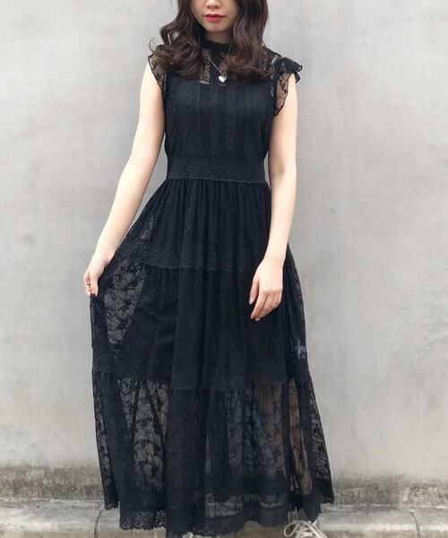 ADIRA 刺繍チュールロングドレス