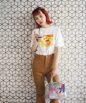 Aymmy in the batty girls HOMESTYLE Tシャツ