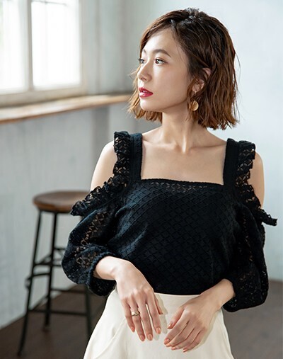 Cherie Mona オープンショルダーレースTOPS