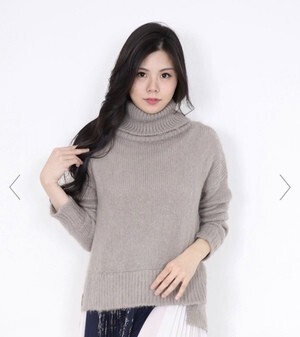RACEA アルパカシャギープリーツタートルプルオーバー