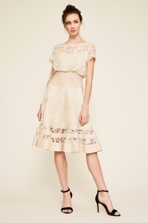 TADASHI SHOJI アイボリーゴールド コードレース フレアドレス