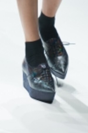 G.V.G.V. POINTED TOE LACE UP