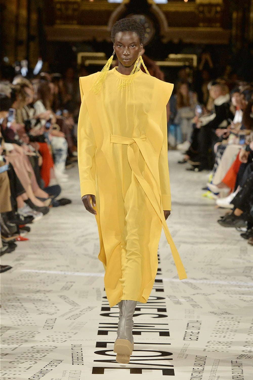 Stella McCartney 2019-20年秋冬コレクション