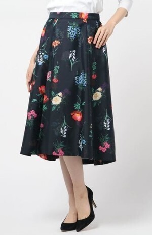 Rose Tiara ボタニカルフラワーフィッシュテールスカート