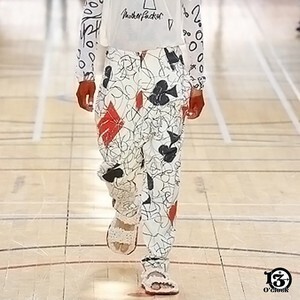 Vivienne Westwood トランプ柄アルコホリックパンツ
