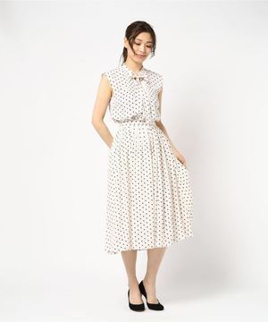 JUSGLITTY ボウタイブラウスセットアップ