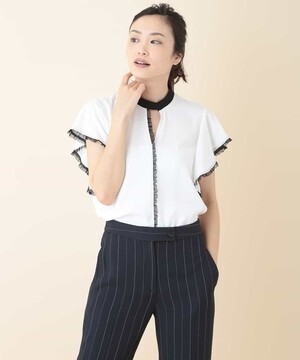 TARA JARMON チュールレースバックサテンブラウス