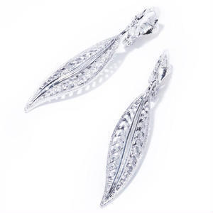 IRIS47 leaf earring