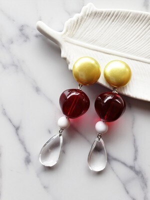 presence. lime yellow pearl × clear red × clear drop