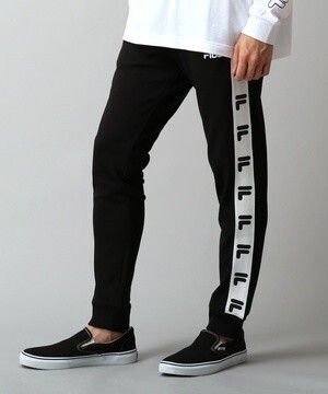 FILA FILA TC裏毛 パイピングスウェット ロゴ入りラインジャージ ジョガーパンツ