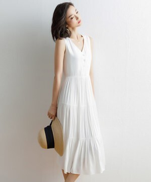 SAISON DE PAPILLON Ｖネックノースリーブティアードロングワンピース