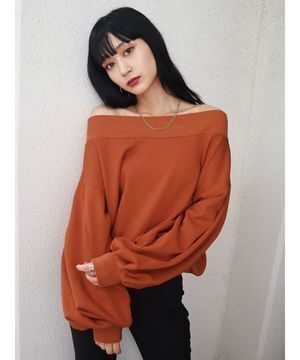 EMODA ルーズオフショルダートレーナー