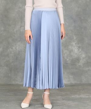 INED エアリーサテンプリーツスカート