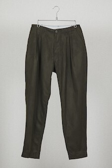 HUMIS CLASSICAL 3-TUCK PANTS