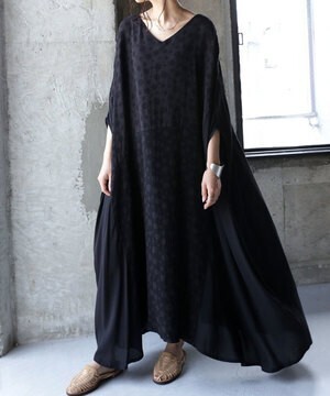 antiqua ドットワイドワンピース