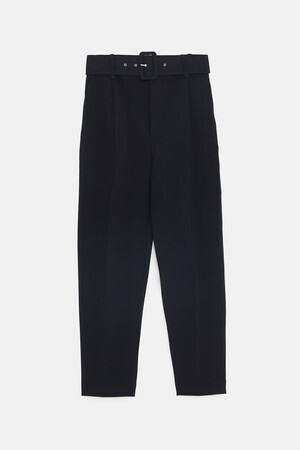 ZARA ベルト付きタック入りパンツ