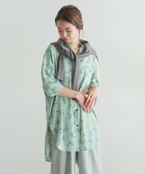NOMBRE IMPAIR ＳＷＡＮ　ＰＴ　ビッグシャツ