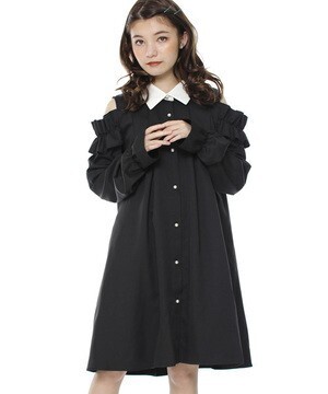 SPINNS 肩開きカラーワンピース