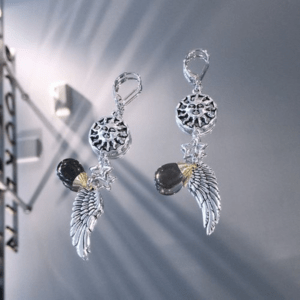 Brooklyn Charm スモーキークォーツ×太陽エンジェルウィングフレンチフックピアス