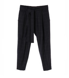 FIT MIHARA YASUHIRO TUCK TAPERED TROUSER