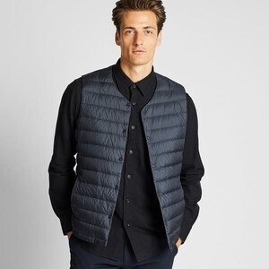 UNIQLO ウルトラライトダウンコンパクトベスト