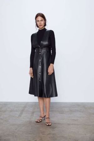ZARA レザージャンパースカート