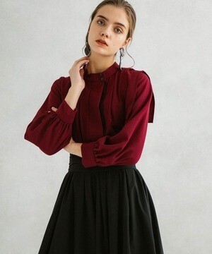 UNITED TOKYO アシメプリーツブラウス