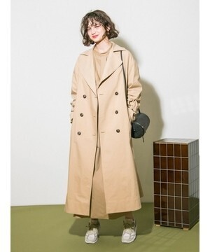 emmi atelier トレンチコート