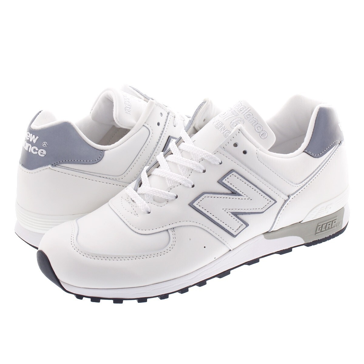 new balance スニーカー